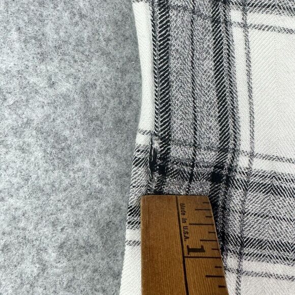 Rails Flannel Shirt Womens Small Black White Plaid Button Front Pocket Soft LS* - Picture 4 of 14